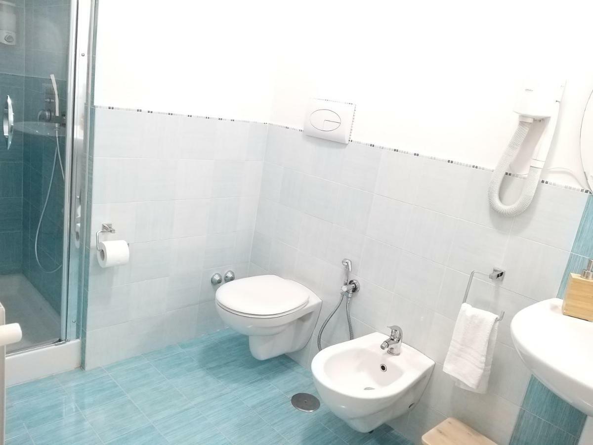 نابولي Vomerooms المظهر الخارجي الصورة